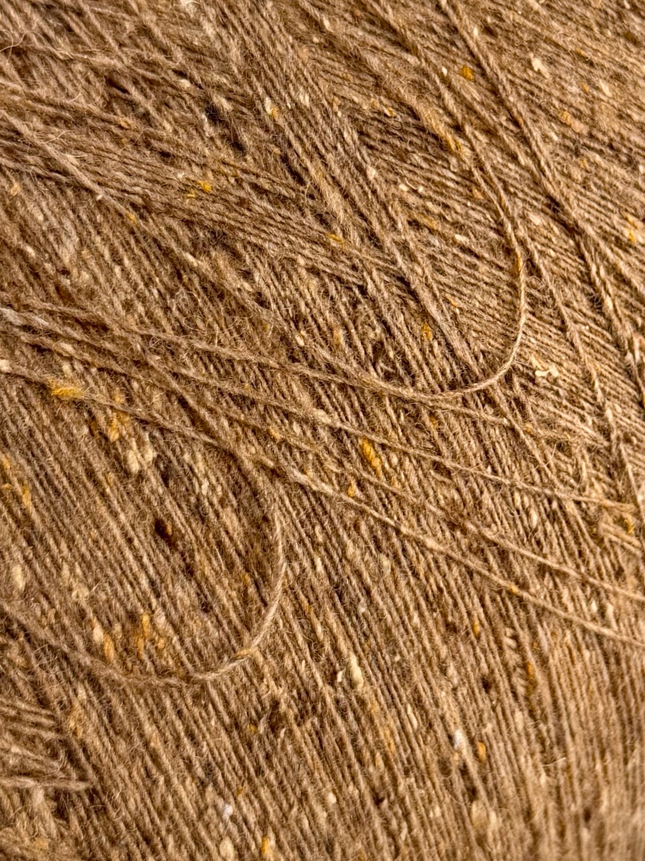 Zimpfer Wolle Selezione Art. Cardiff Tweed Nm 1/10500 – Merino Seide Garn col. Tabakton